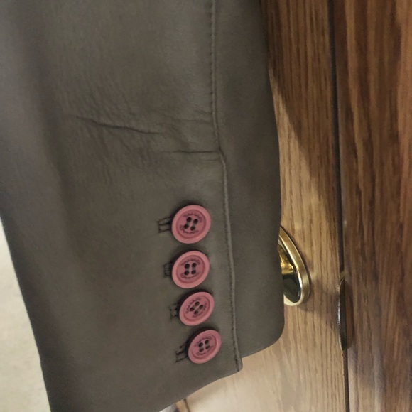 Tahari Leather Jacket - Picture 4 of 6